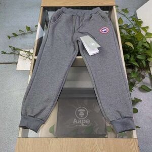 🌹Canada Goose embroidered thick trousers